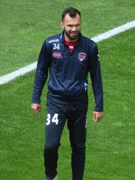 Le site web officiel du club est clermontfoot.com sc File Rc Lens Clermont Foot 63 04 05 2019 26 Jpg Wikipedia