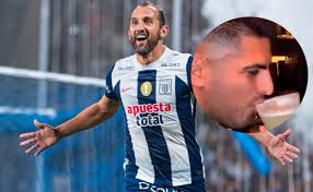 Hernán Barcos respondió por escándalo en Alianza Lima de Zambrano