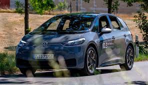 The data is updated regularly with new addresses and also new and closed companies. E Vw Id 3 Reichweitenrekord Bei Fahrt In Die Schweiz Ecomento De