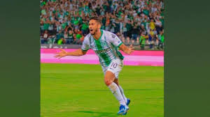 El ex jugador de américa y atlas, andrés el 'rifle' andrade habría sufrido quemaduras de segundo grado luego de intentar manipular pirotecnia durante los festejos de navidad en su natal colombia. Andres Andrade Nuevo Fichaje Para El America De Cali Kienyke