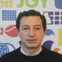 6 perfiles de «Víctor D'angelo»