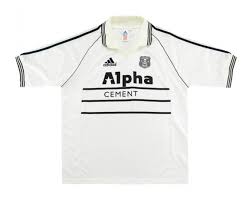 Here is the goal that was seen and heard around the world in its entirety. Orlando Pirates 1998 99 Auswarts Trikot