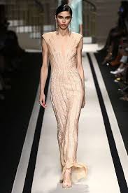 Vestiti da donna elisabetta franchi. Alleanza Laringe Concentrazione Abiti Lunghi Elisabetta Franchi 2018 Punto Zanzara Ruota