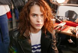 People who are not blessed with naturally straight hair often turn to chemical treatments to get rid of unruly waves and curls. Best Street Style Hair New York Fashion Week Fall 2017 Mane Addicts