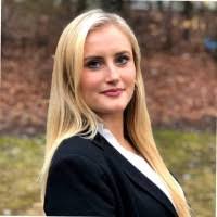 Stephanie Greeley's Instagram, Twitter & Facebook