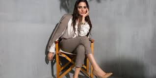 Her birthday, what she did before fame, her family life, fun trivia facts, popularity rankings, and more. Saba Qamar Reveals Why She Is Not Married Yet In Asksaba