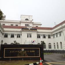 Jadual waktu solat johor bahru waktu solat adalah peruntukan tempoh atau selang masa tertentu bagi masyarakat muslim menjalani syariat solat sama ada fardhu ataupun sunat. Fotos Bei Mahkamah Tinggi Johor Bahru Jalan Dato Onn