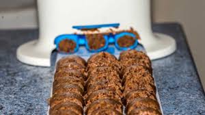 Cookies Aux Chocolats Avec Le Crousty Party Tupperware Recette Recette Tupperware Recettes De Collations