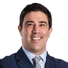 Andrew Chipperfield's Instagram, Twitter & Facebook