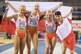 Biegaczka na ostatniej prostej pozostawiła jednak bez szans swoje rywalki i ukończyła zawody na pierwszym miejscu. Igrzyska W Tokio Kim Sa Justyna Swiety Ersetic I Natalia Kaczmarek Spoleczenstwo Newsweek Pl