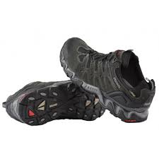 The typical comfort fit feeling makes these shoes and boots your ideal companions in rough. Meindl Portland Gtx Wanderschuhe Herren