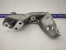 Its selling points have long included a low price and good fuel economy. Maruti Alto Engine Bracket In India Car Parts Price List Online Boodmo Com