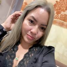 Rafaela Vera (@mutobella)