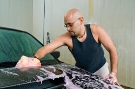 To write an effective warehouse associate job description, you need to understand what exactly a warehouse associate does. The Average Wage For A Car Washer