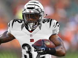 Bengal cats are more than small, domestic versions of their larger cousins from the jungle. Is This The Bengals Nfl Color Rush Uniform Cincy Jungle