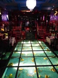 Restau Insolite Picture Of Dragons Elysees Paris Tripadvisor
