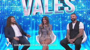 Verissimo: Giulia Stabile, Martin Castrogiovanni, Alessio Sakara: Noi e  lamore Video | Mediaset Infinity