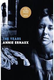 Drive Your Plow over Bones of the Dead : Tokarczuk, Olga, Lloyd-Jones,  Antonia: Amazon.in: Books