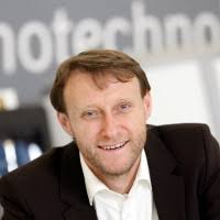 300+ perfiles de «Limbeck»