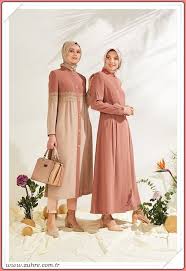 Yasamdiyari Com Moda Stilleri Kiyafet Nedime Giysileri