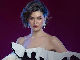 يجب أن تكون ألواح السقالة خالية من النتوءات التي تعرقل سير العامل عليها أو تؤدي إلى إصابته، وان تكون خالية من الطلاءات التي قد تخفي عيوبها. ÙŠØ³Ø±Ø§ Ø§Ù„Ù„ÙˆØ²Ù‰ ØªØ¨Ø¯Ø£ Ø§Ù„ØªØ®Ø³ÙŠØ³ Ø¨Ø¹Ø¯ Ø¥Ù†Ø¬Ø§Ø¨Ù‡Ø§ Ø§Ø¨Ù†ØªÙ‡Ø§ Ø§Ù„Ø«Ø§Ù†ÙŠØ© Ù†Ø§Ø¯ÙŠØ© Ø¹ÙŠÙ†