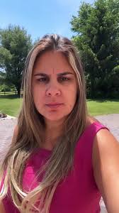 Sharon Hohenstein's Instagram, Twitter & Facebook