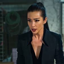 Li bingbing was born in wuchang, heilongjiang. Prehistoric Shark Movie Meg Has Its Eye On Li Bingbing Mxdwn Movies