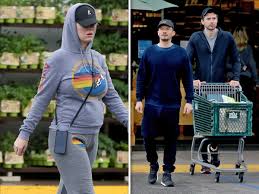 Katy perry performs during a concert following the icc women's t20 cricket world cup final between india and australia at the melbourne cricket ground. Katy Perry Baby Bumpin During Grocery Run With Orlando Bloom