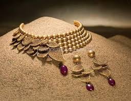 Designer Gold Beaded Choker Set South India Jewels Choker Necklace Designs Gold Jewelry Sets Jewelry Design Necklace