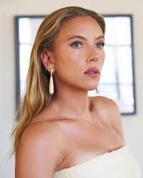 Hello my king how do I look without makeup ❤️