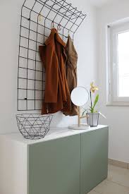 Neues Leben Fur Alte Garderobe Neues Leben Fur Alte Garderobe Alte Entrancegarderobe Fur Garderobe Leben Neues In 2020 Small Bedroom Storage Bedroom Storage For Small Rooms Bedroom Storage Ideas For Clothes