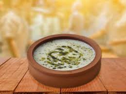 Yayla Corbasi Tarifi Yayla Corbasi Nasil Yapilir Mevzuyemek Yemek Tarifi Tarifler Yaya Corbalar