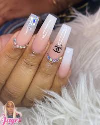 Polka dots are easy to paint and are apt for a vacation or a day at the beach or simply a girls' night out. Acrylic Nails Designs Chanel Nail Stylists Say Acrylics Are Easier To Brush And Paint Because They Offer A Smoother Surface Than Groch Na Scianie