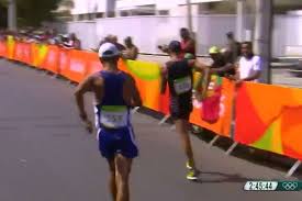 Yohann diniz had diarrhea, which he sponged off his legs, was somehow covered in blood which he also sponged off, fell over, fainted, got up and finished the 50k race walk seventh at the goddamn. Brave Olympic Gold Hopeful Collapses During Race Walk Then Carries On Like A True Athlete Daily Record