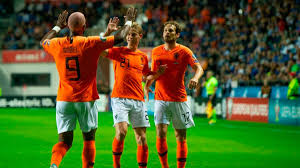 Luuk de jong frenkie de jong. Frenkie De Jong Netherlands Is Still In A Run Of Luck And Get A Serious Win Against Estonia 0 4