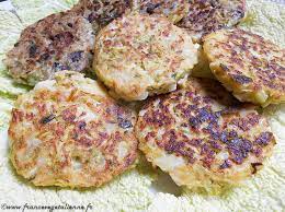 Couper le chou restant en 2, garder une moitié pour une autre préparation (une soupe par exemple). Galettes De Chou Vegetalien Vegan France Vegetalienne