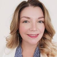 Elizabeth Follis's Instagram, Twitter & Facebook