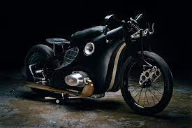 This Gorgeous Bmw Landspeeder Is A Blast From The Past Custom Bmw Bmw Motorcycle Custom Motorcycles Harley
