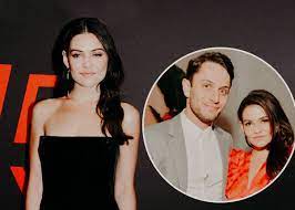 Maybe you would like to learn more about one of these? Danielle Campbell Has Been Dating Boyfriend Colin Woodell