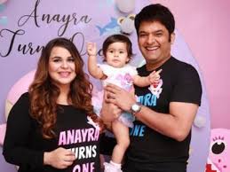 Indian comedian kapil sharma and his wife ginni chatrath has welcomed their second child— this time a baby boy—early on monday. Kapil Sharma Second Baby As Kapil Sharma Welcomes Second Child Unseen Photo Of Wife Ginni Chatrath With Daughter Anayra From Baby Shower Goes Viral