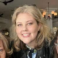 Lauren Kapp's Instagram, Twitter & Facebook