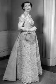 A Photo History Of First Lady Fashion On Inauguration Day Ladies Gown Fashion First Lady