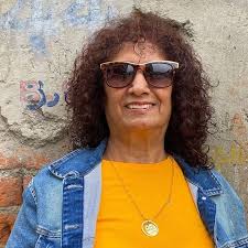 כאב לא תמיד נמצא בבכי, לפעמים הוא מסתתר בתוך החיוך״: ירדן הראל מתמודדת עם  אובדן קשה. המגישה שיתפה את המילים המדויקות של אביה, שהתאימו למצב רוחה הקשה,  והדאיגה את העוקבים שחששו ממשבר