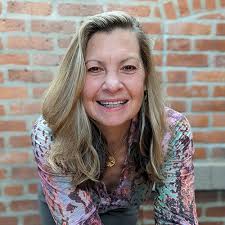 Amy Gideon's Instagram, Twitter & Facebook