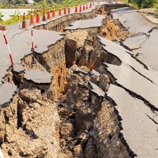 Get Earthquake Facts Including What Causes An Earthquake And Test Your Knowledge And Survival Skil San Andreas Fault Earthquake Facts What Causes Earthquakes