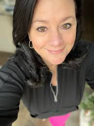 True crime enthusiast looking for book and documentary recommendations