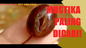 Ilmu ini merupakan ilmu pengasihan yang tidak memerlukan ritual apapun, anda dapat mengamalkannya untuk mendapat simpati dan rasa cinta dari orang yang anda. Batu Bertuah Pengasihan Gendam Asmara By Dewi Supranatural