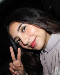 Cute little date😍🌷🌹🤍