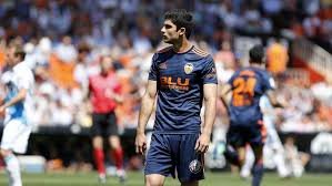 Guedes in action against barcelona last monthcredit: Transfer Market Valencia Fresh Meeting Between Valencia And Psg Over Guedes Marca In English