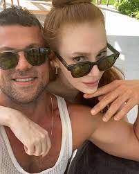 Mersin üniversitesi opera bölümünden mezun oldu. Elcin Sangu On Instagram Benim Balim Geldiiiii Cuneytakeroglu